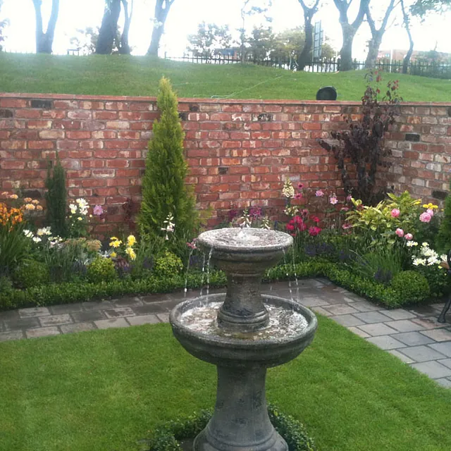 Carter's Pond & Landscape - Landscaping