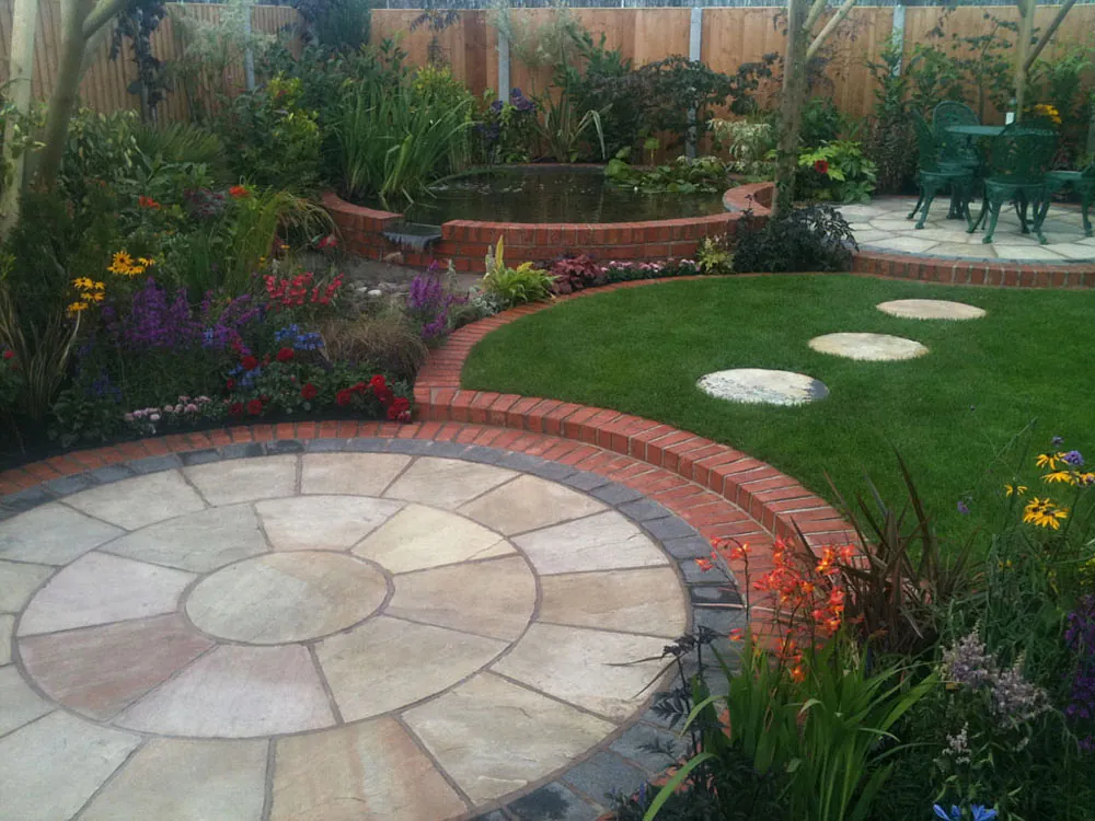 landscape gardening