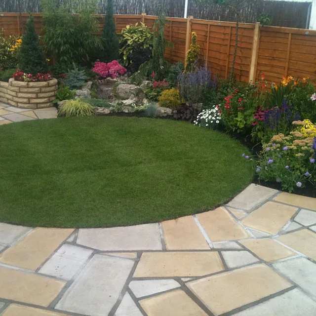 Carter's Pond & Landscape - Landscaping