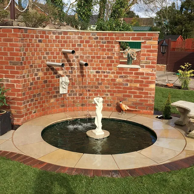 Carter's Pond & Landscape - Landscaping